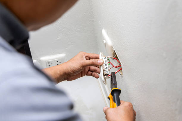 Best Affordable Emergency Electrician  in Broadway, VA